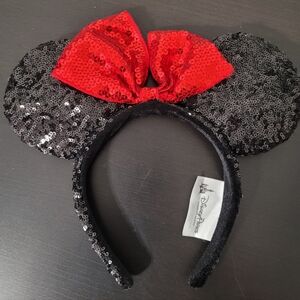 Disney Parks Minnie Mouse Black Polka Dot Red Sequin Bow Ear Headband Circles